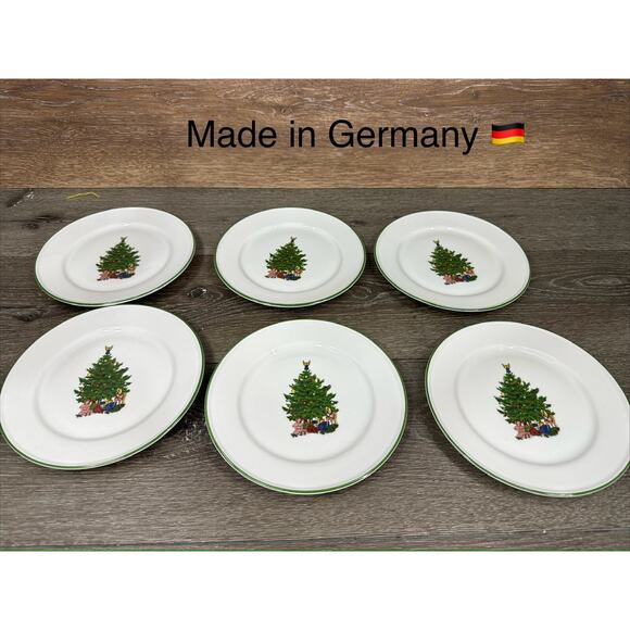 1960’s KRONESTER Bavaria Germany Christmas Tree Pattern 7-3/4” Salad Plates~6 Pc - Picture 1 of 9